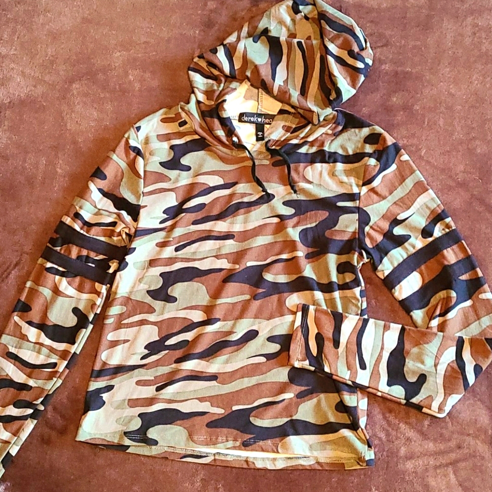 Cute camouflage hoddie